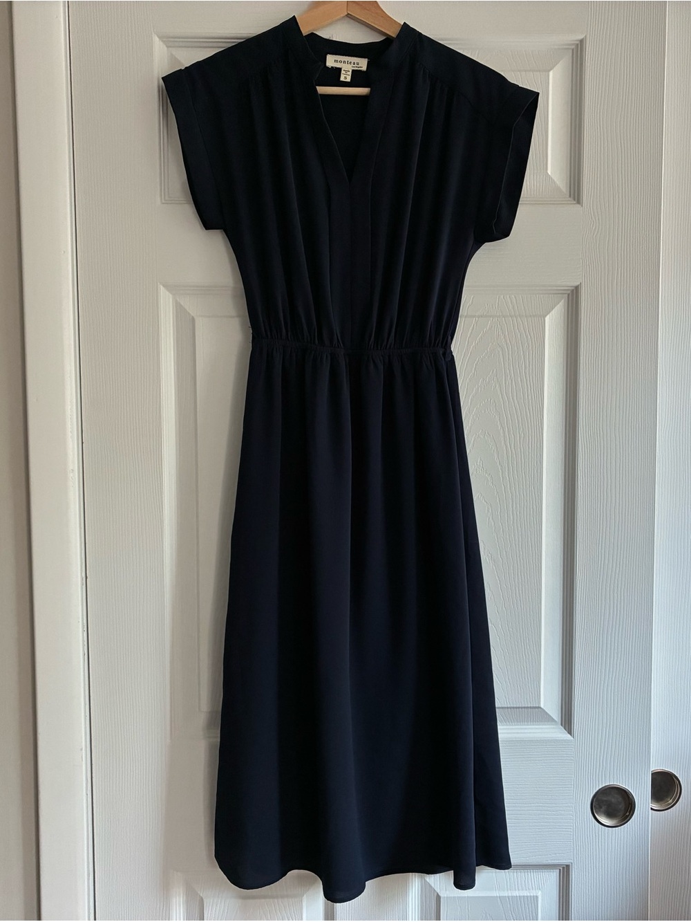 monteau Navy Cap-Sleeve Midi Dress